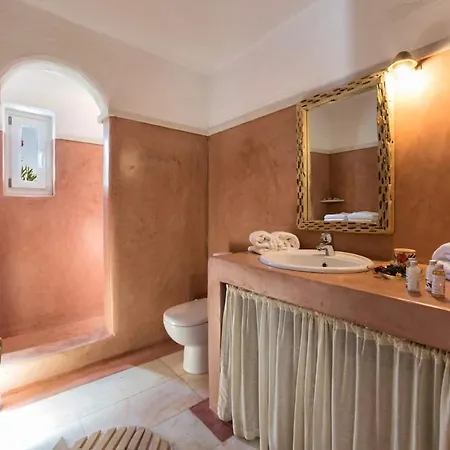 Petra Villa Chrisi Akti (Paros)
